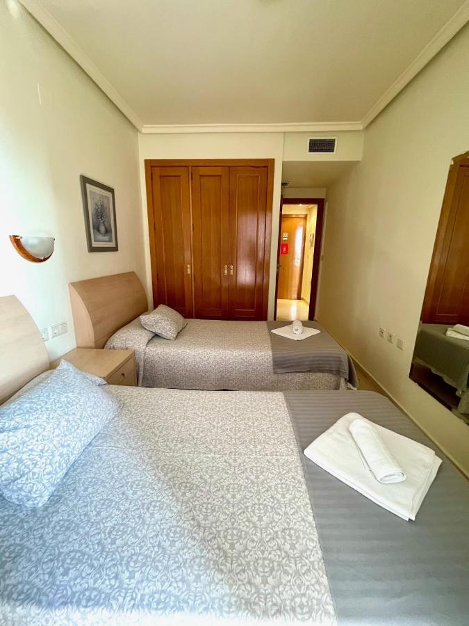 Los Gemelos 20 - Aloturin Benidorm Bagian luar foto